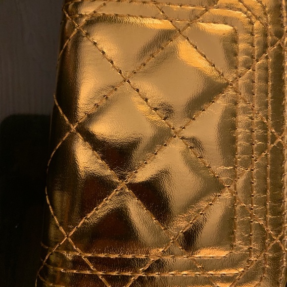 Mini Gold Wallet - Picture 5 of 7